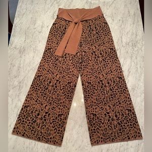 Anthropologie sweater pant